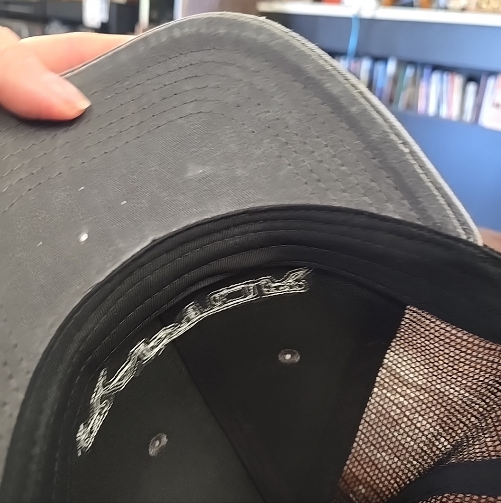 Gray Raptor Cap Ford - Picture 5 of 6